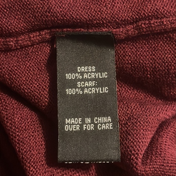 By & By Long Sleeve Knit Ribbed Mini Sweater Dress Burgundy NWT Medium #1117G3J - Picture 10 of 11